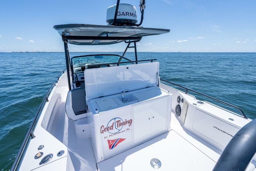 2022 Axopar 28 T-Top Brabus