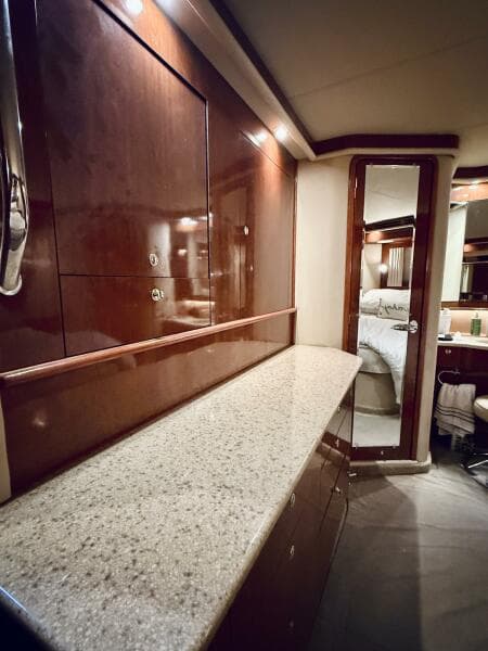 2003 Sea Ray 480 Motor Yacht