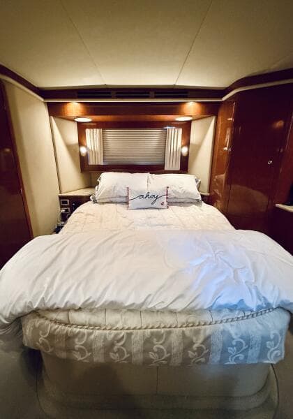 2003 Sea Ray 480 Motor Yacht