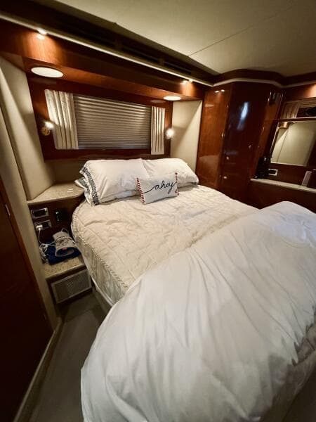 2003 Sea Ray 480 Motor Yacht