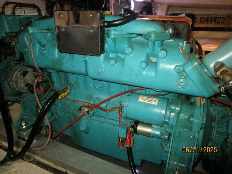 36' Grand Banks main engine2