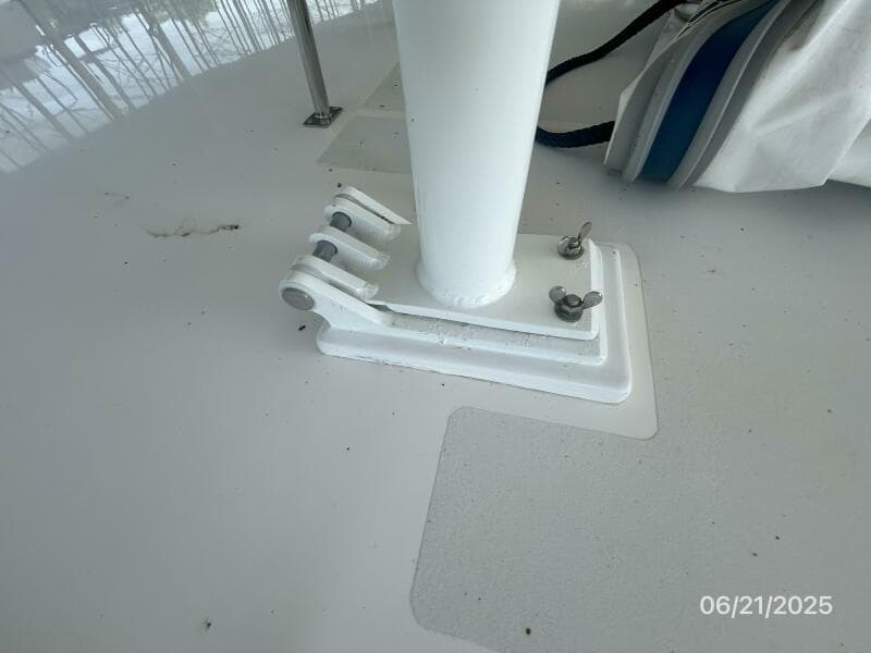 36' Grand Banks mast base hinge