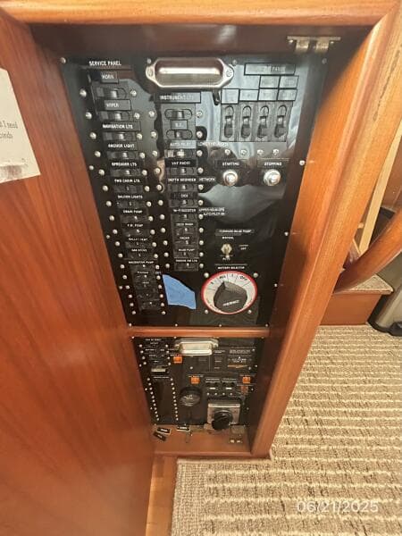 36' Grand Banks electrical panel
