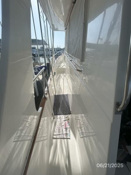 36' Grand Banks port side deck2