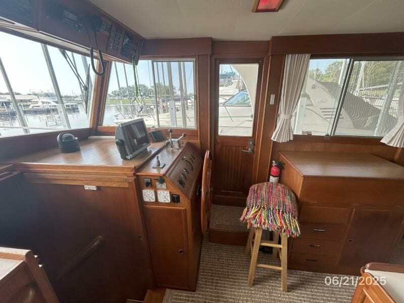 36' Grand Banks lower helm1