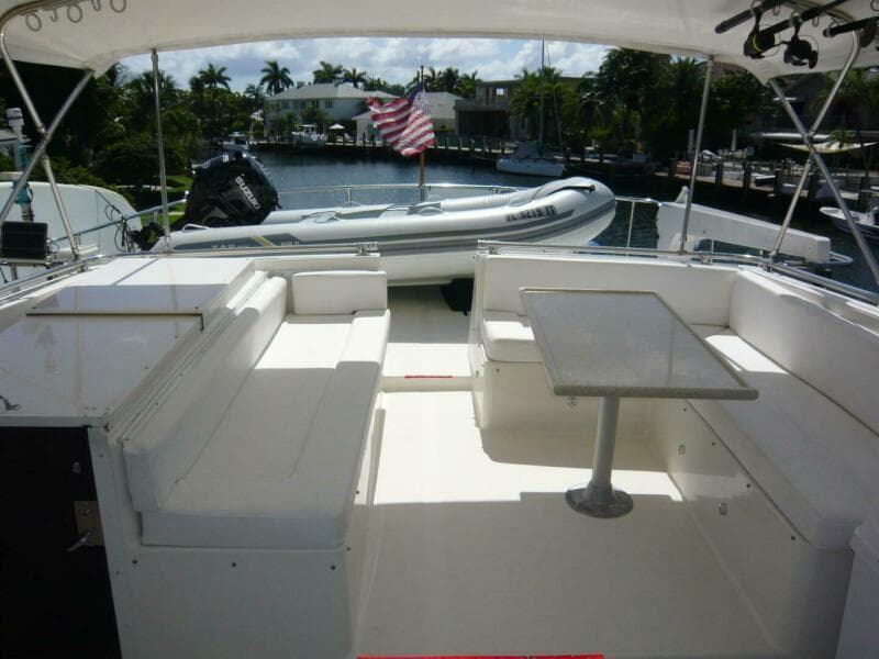 1990 Viking Cockpit Motor Yacht - Photo 37