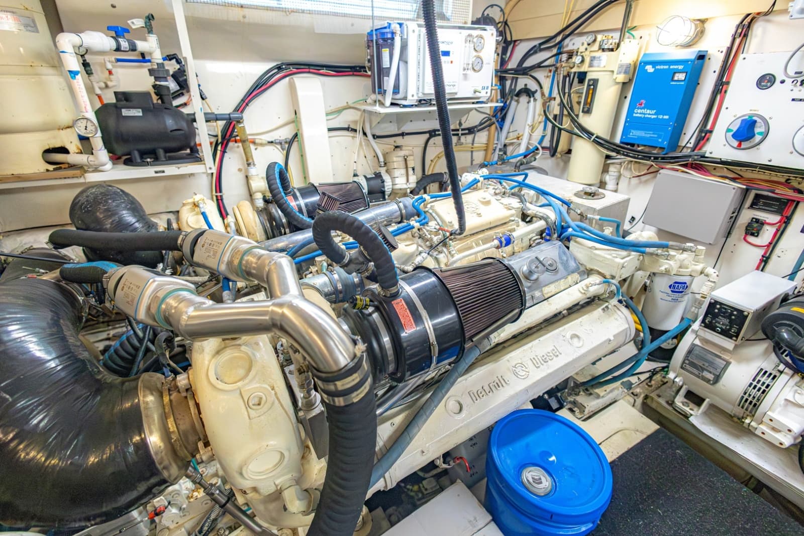 1990 Viking Cockpit Motor Yacht - Photo 75