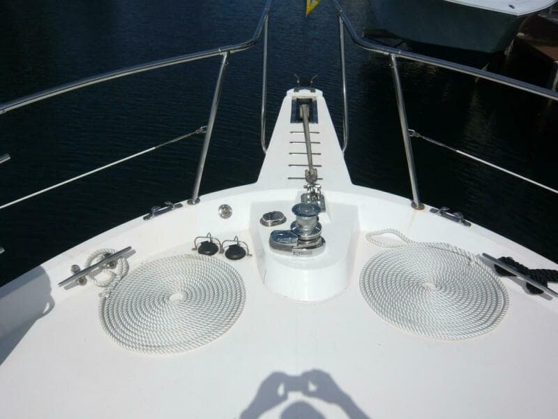 1990 Viking Cockpit Motor Yacht - Photo 44