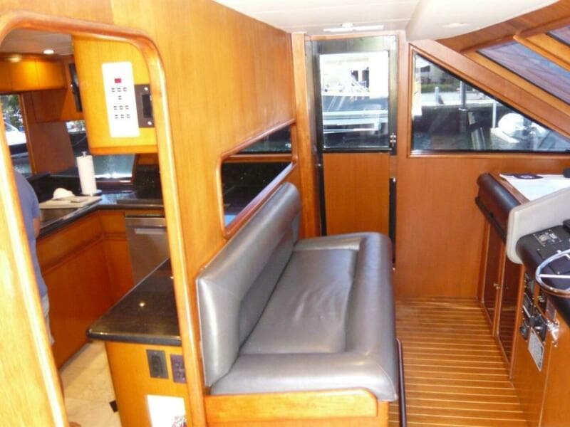 1990 Viking Cockpit Motor Yacht - Photo 16