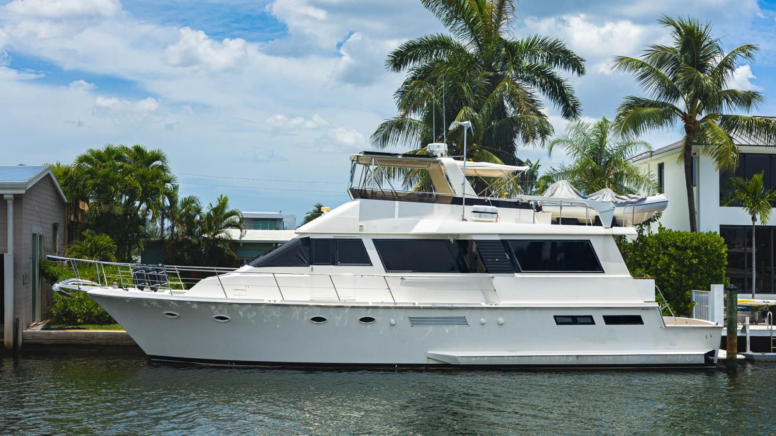 1990 Viking Cockpit Motor Yacht - Photo 1