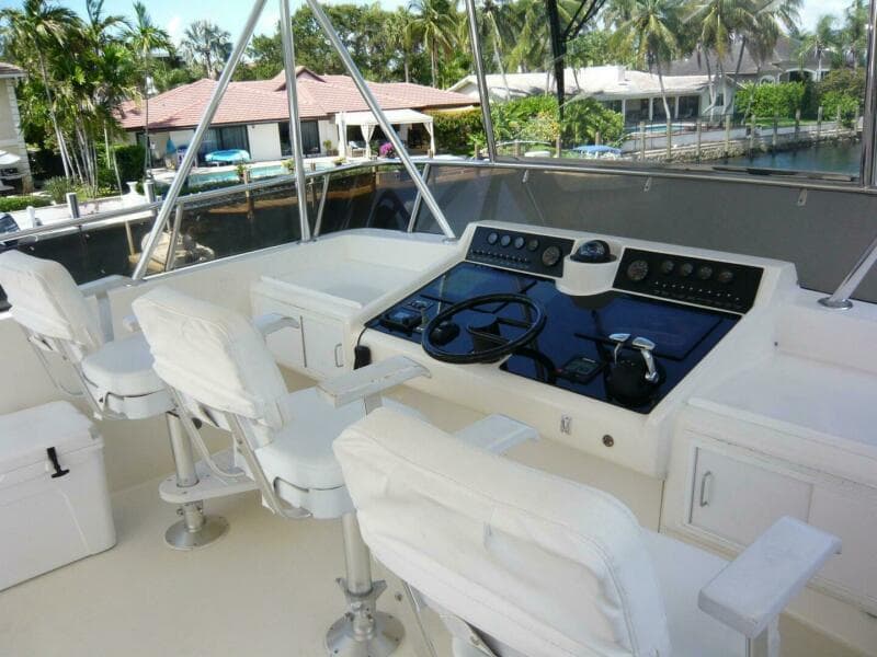 1990 Viking Cockpit Motor Yacht - Photo 35