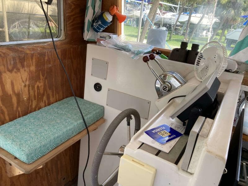 1976 Catalac 9 Meter