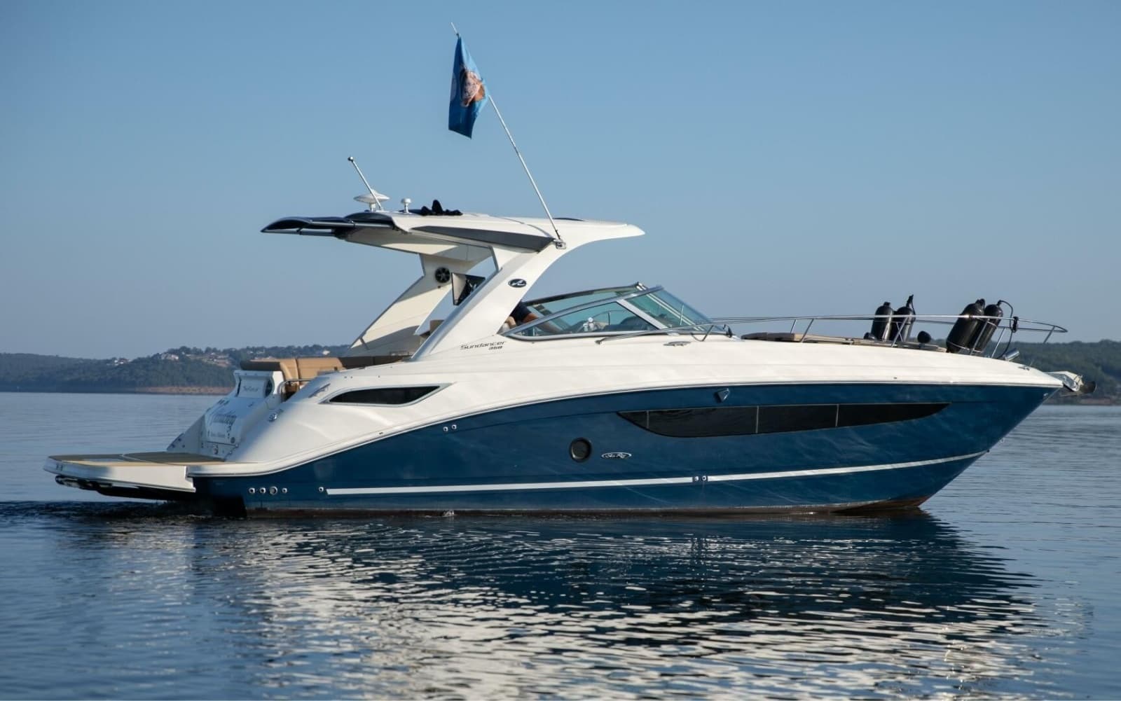 2016 Sea Ray Sundancer 350 - Photo 6