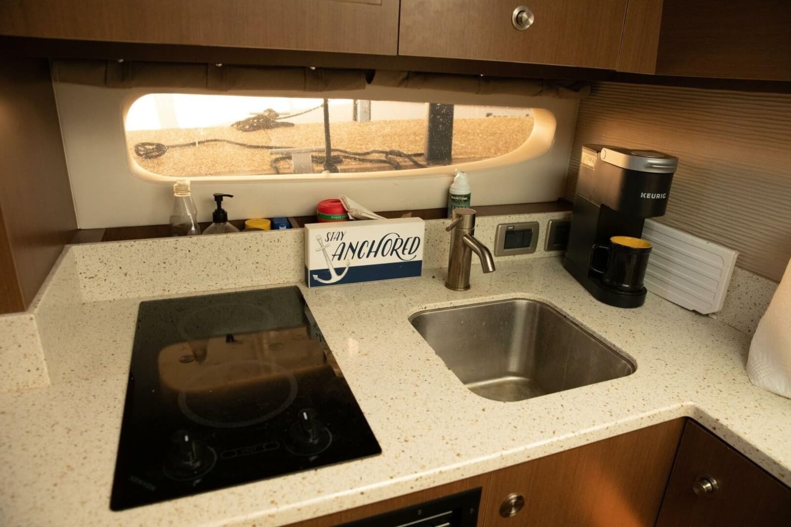2016 Sea Ray Sundancer 350 - Photo 111