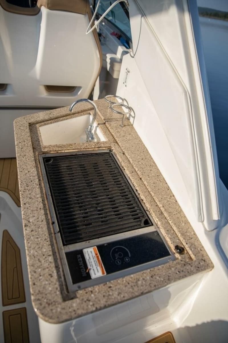 2016 Sea Ray Sundancer 350 - Photo 65