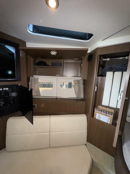 2016 Sea Ray 350 Sundancer