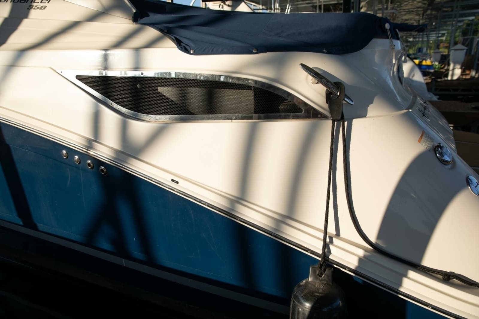 2016 Sea Ray Sundancer 350 - Photo 22