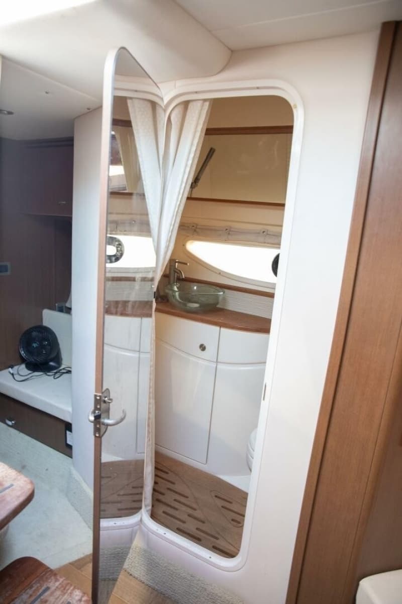 2016 Sea Ray Sundancer 350 - Photo 100
