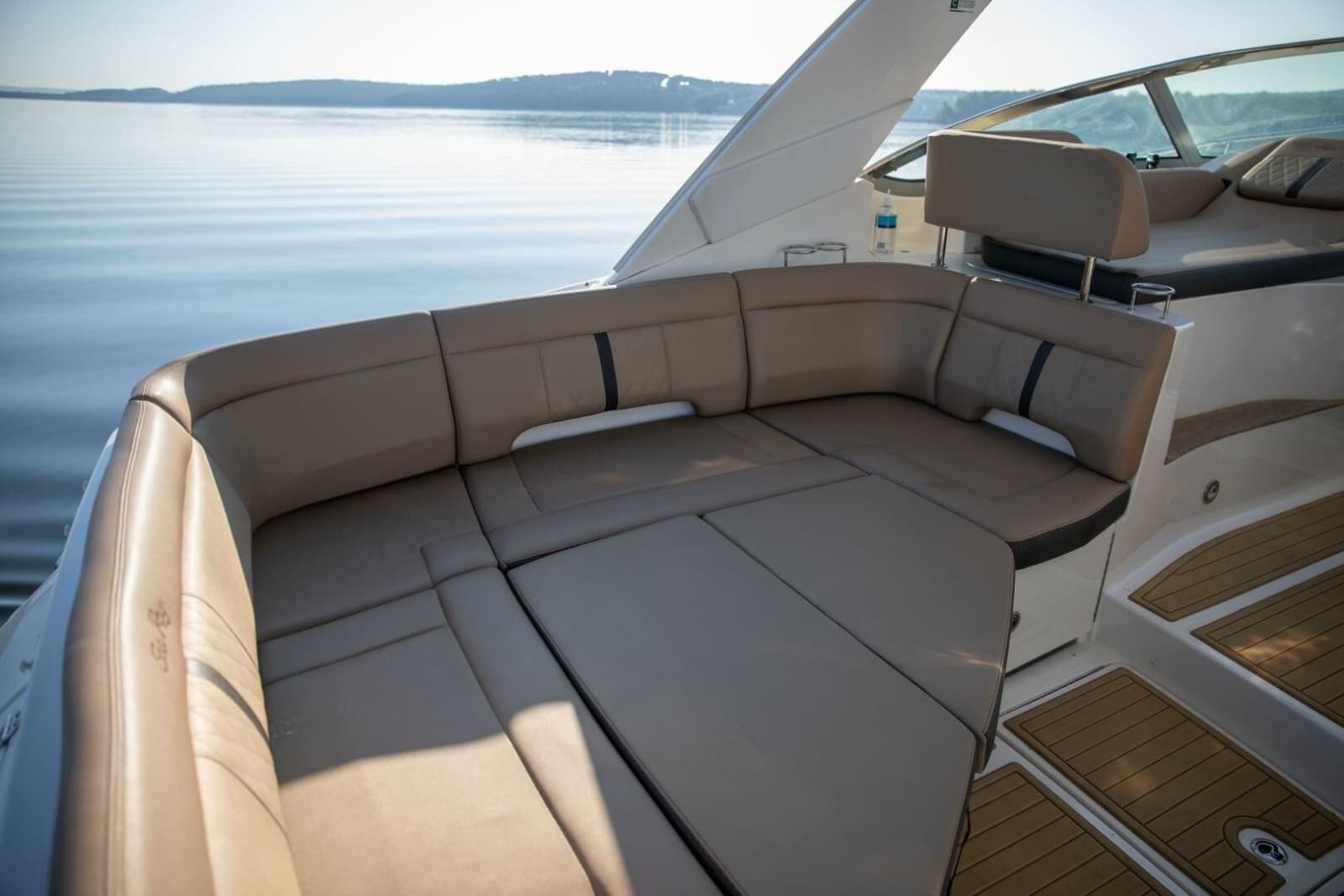 2016 Sea Ray Sundancer 350 - Photo 55