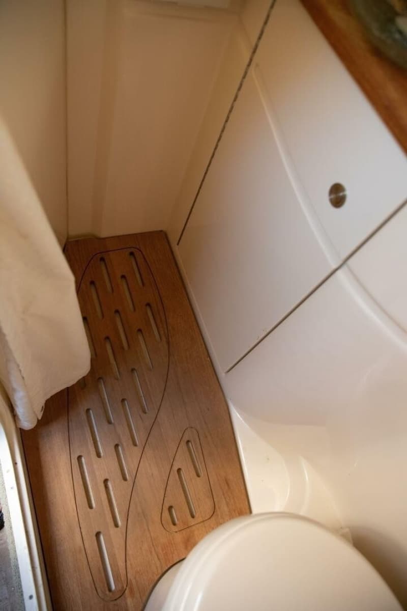 2016 Sea Ray Sundancer 350 - Photo 106
