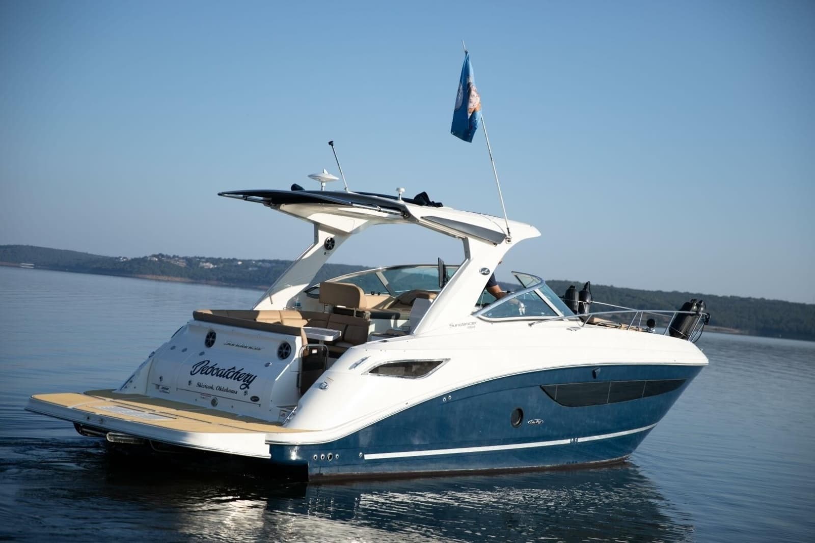 2016 Sea Ray Sundancer 350 - Photo 38