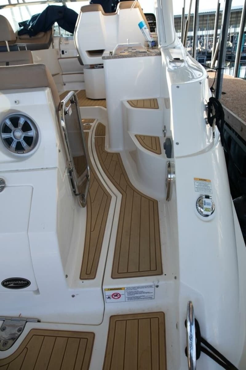 2016 Sea Ray Sundancer 350 - Photo 46