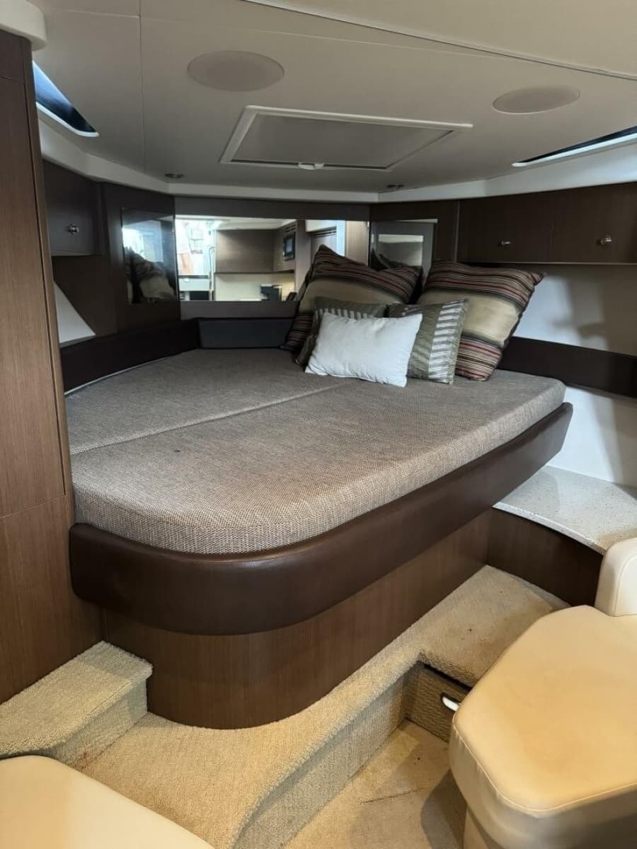 2016 Sea Ray Sundancer 350 - Photo 8