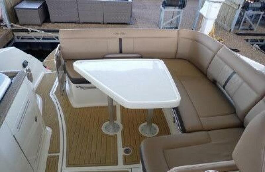 2016 Sea Ray 350 Sundancer