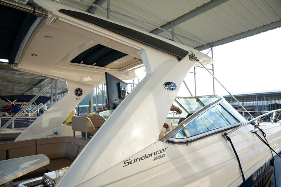 2016 Sea Ray 350 Sundancer