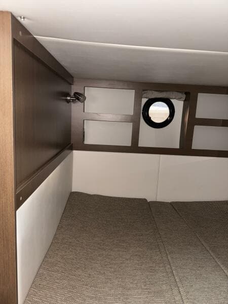 2016 Sea Ray 350 Sundancer