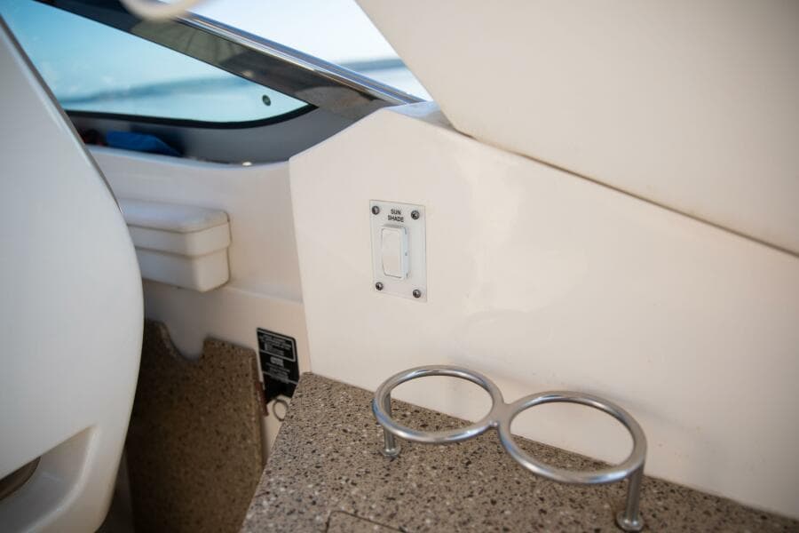 2016 Sea Ray 350 Sundancer