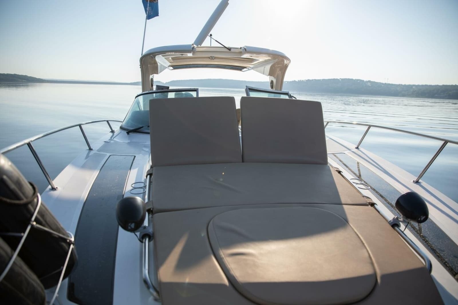 2016 Sea Ray Sundancer 350 - Photo 15