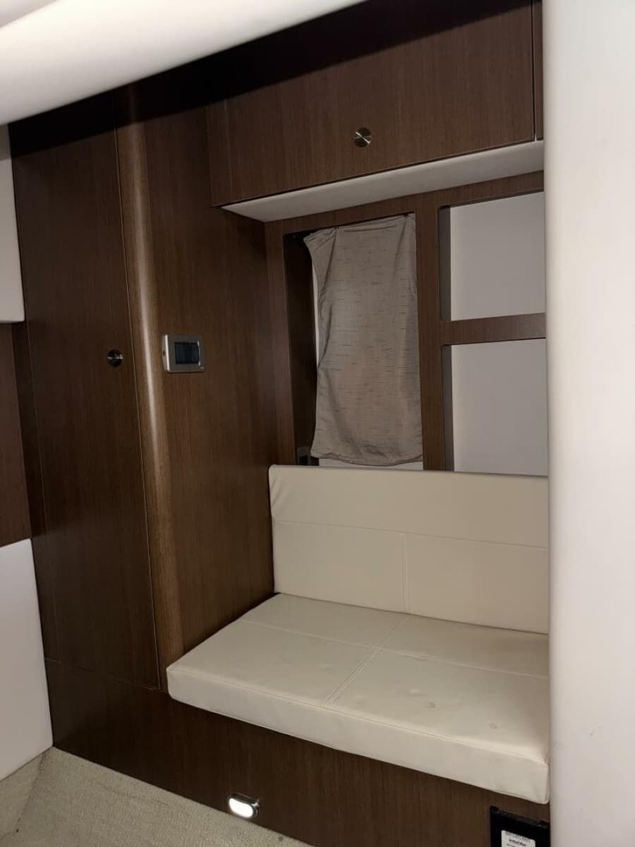 2016 Sea Ray Sundancer 350 - Photo 126