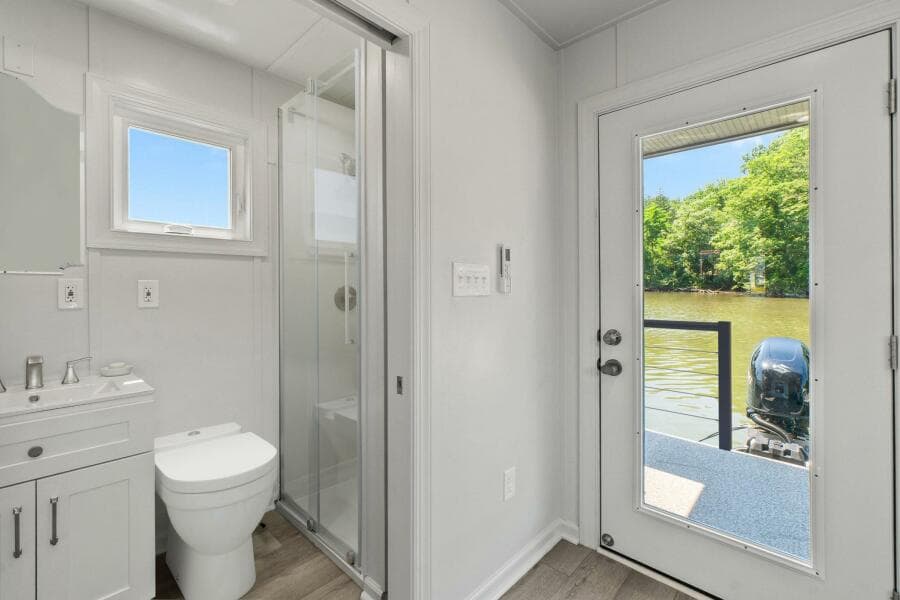 2025 Custom Hank's 40 Houseboat