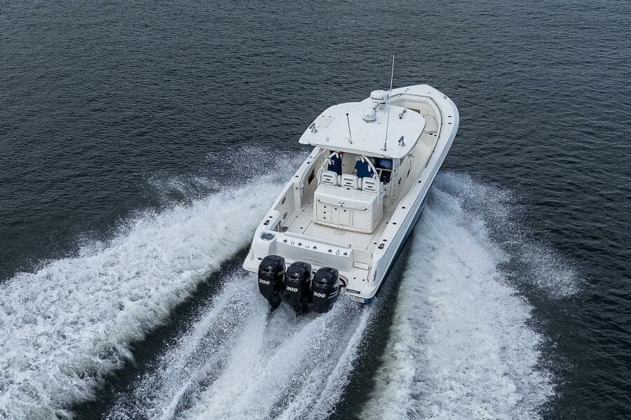 2011 Boston Whaler 370 Outrage