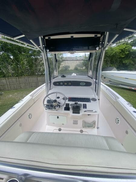 2003 Grady-White 283 Release