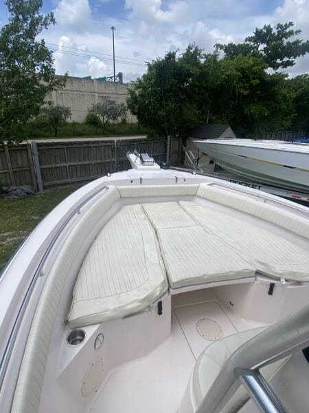 2003 Grady-White 283 Release