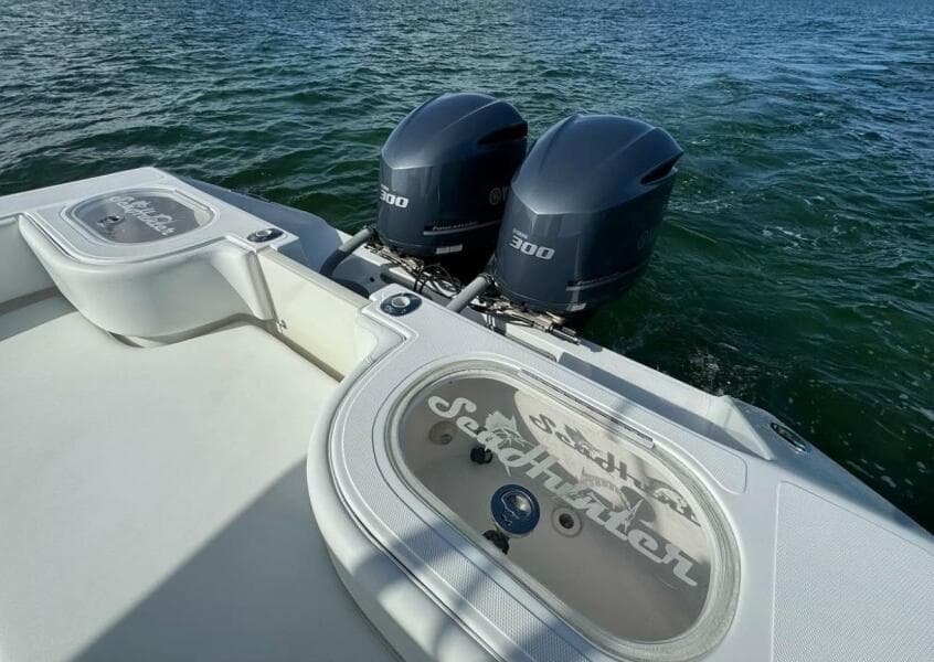 2013 SeaHunter 32T - Photo 8