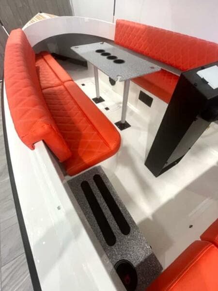 2024 Vision Fantail 217