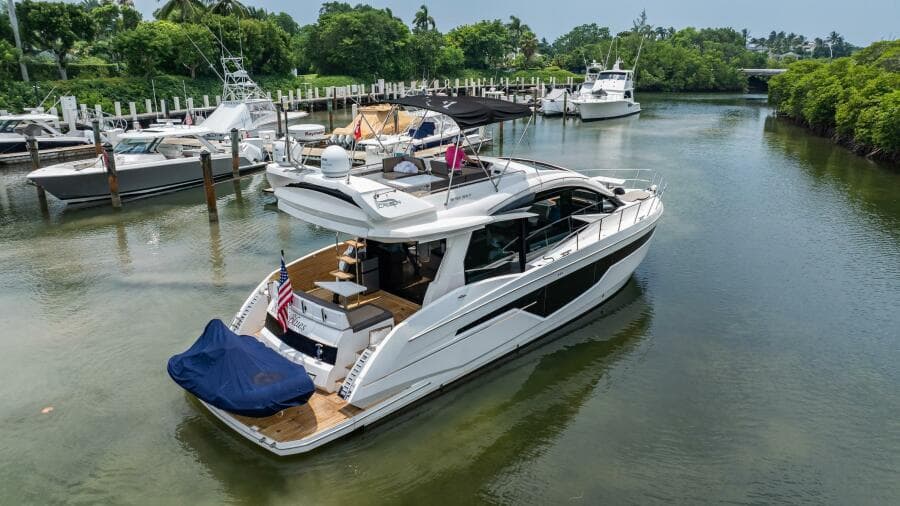 2017 Galeon 510 Skybridge