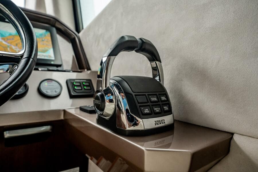 2017 Galeon 510 Skybridge