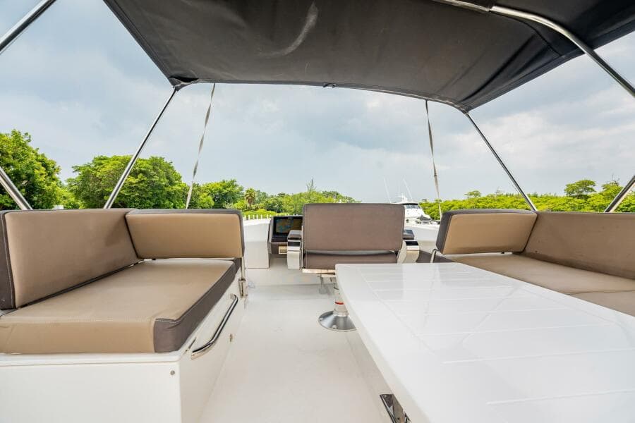 2017 Galeon 510 Skybridge