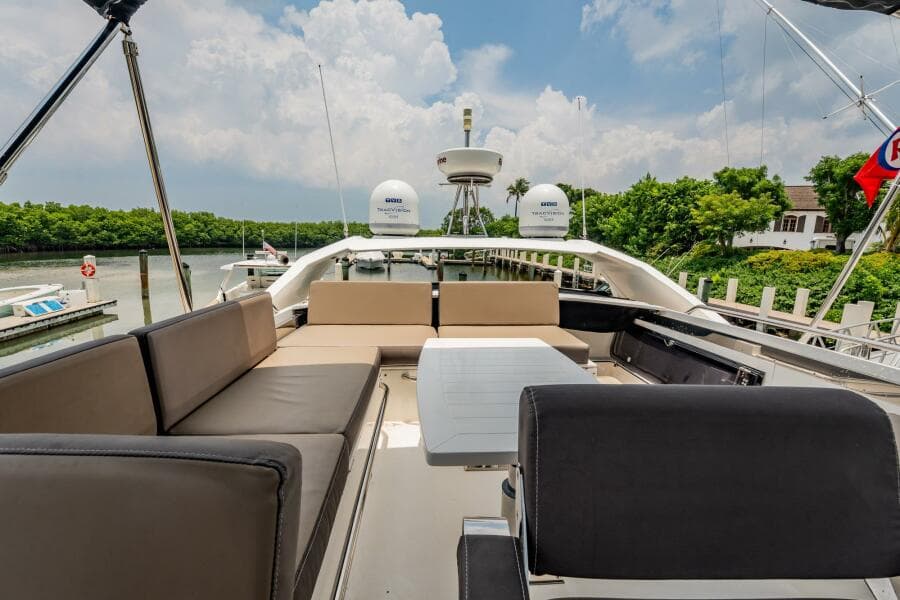 2017 Galeon 510 Skybridge