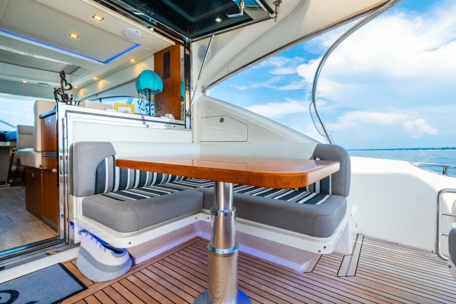 2019 Riviera 4800 Sport Yacht
