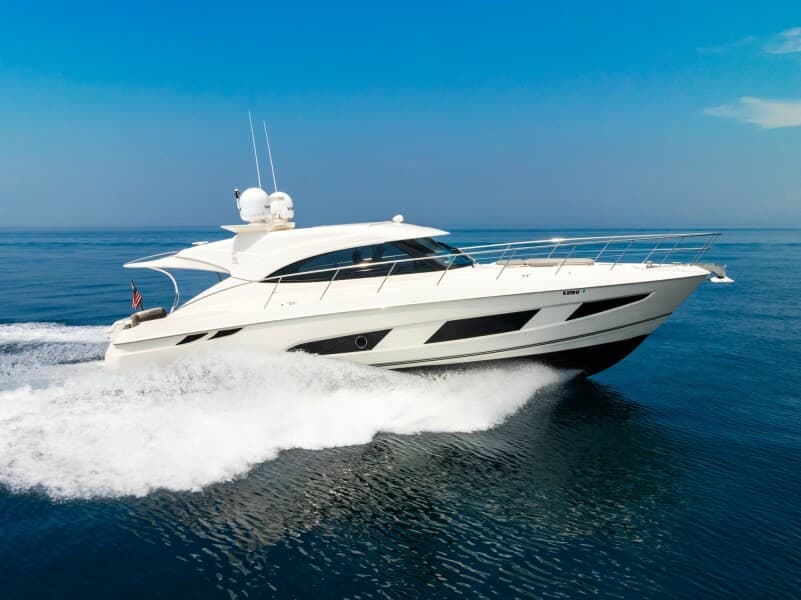 2019 Riviera 4800 Sport Yacht