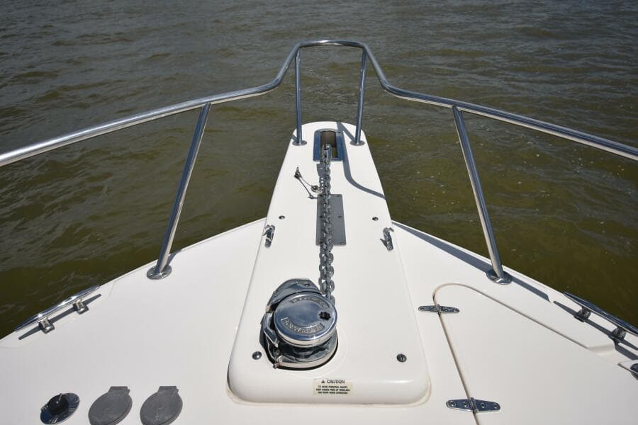 2016 Grady-White 330 Express 