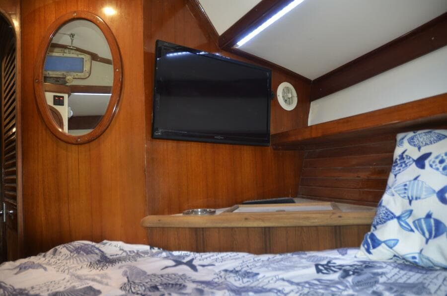 1980 Cheoy Lee Aft Cockpit