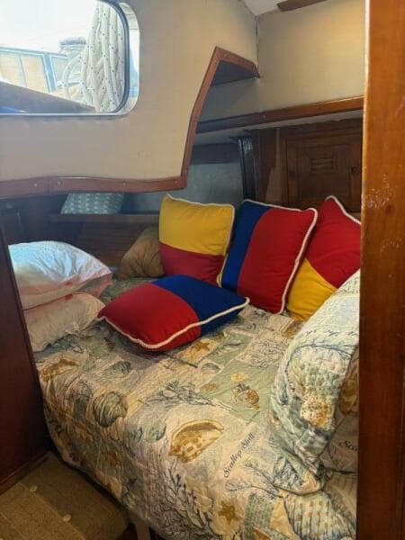 1980 Cheoy Lee Aft Cockpit