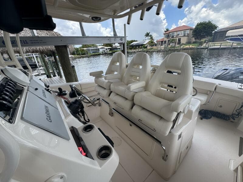 2021 Grady-White Canyon 336