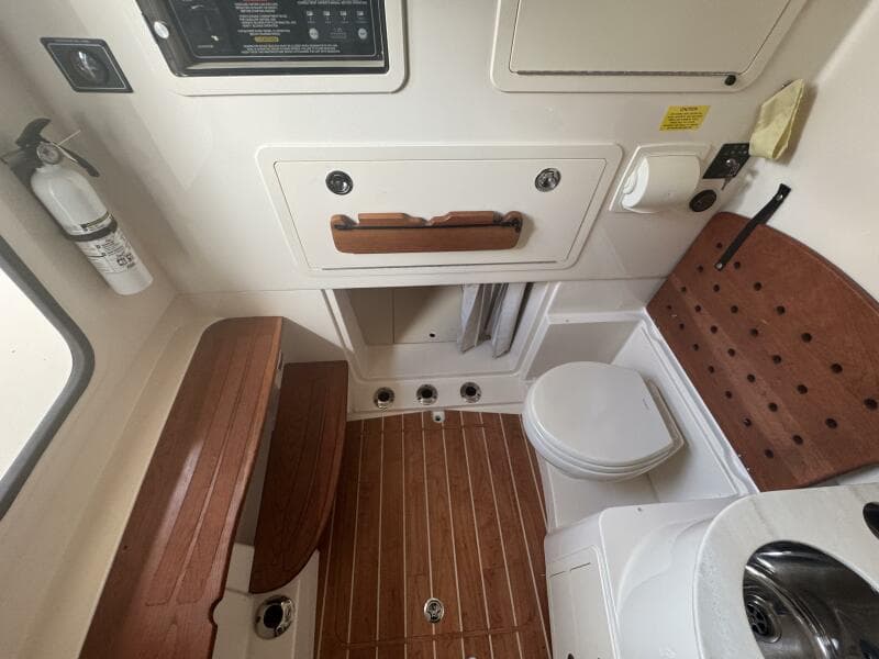 2021 Grady-White Canyon 336